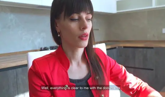 Русская молодая девушка в чулках скачет на члене ради горячего секса и оргазма